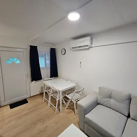 Nebel Vendeghaz Csaladi Appartamento